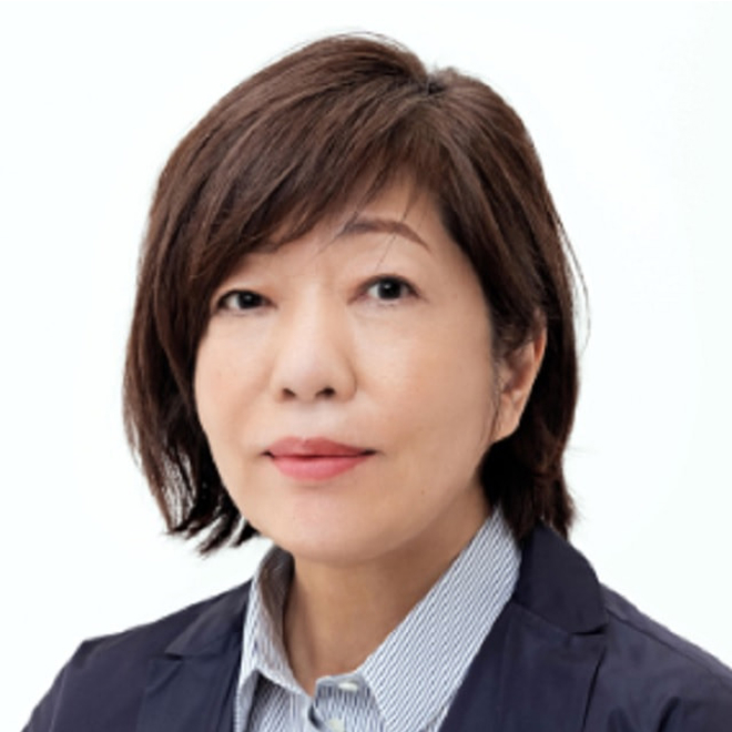 林真理子